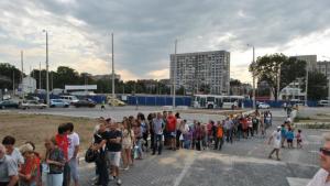 Хиляди разграбиха билетите за концерта на Назарет пускат още 1000