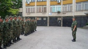 18 младежи на курс по военна подготовка в Шумен