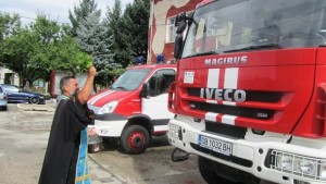 Кметът на Ловеч отличи 11 пожарникари за професионалния им празник