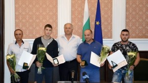 Община Сливен награди медалисти от Световното първенство по борба за