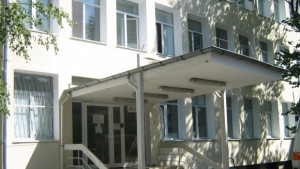 Болницата в Кюстендил създава здравноконсултативен център за майчино и детско