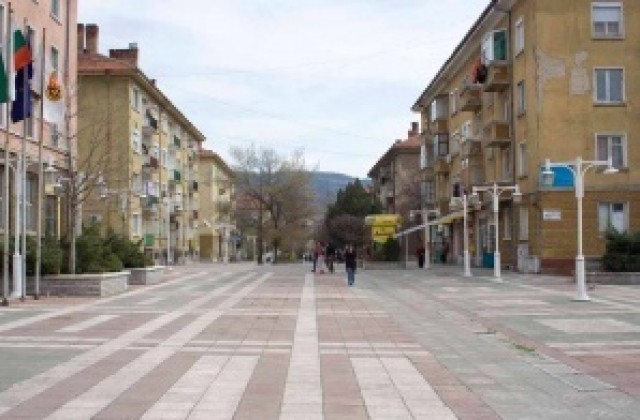 Ясно е кои са новите директори на две училища в Бобов дол