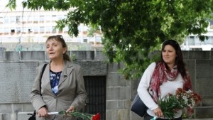 Лена Енева Поклон пред всички които са дали живота си