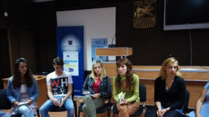 Полет с балон сред атракциите във Форум на изкуствата 2015