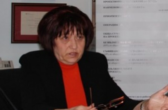 Нели Станева поема Общината до изборите