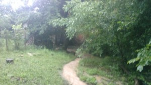 Валежите в Централна България продължават и през нощта