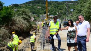 Довечера отварят пътя за Виница