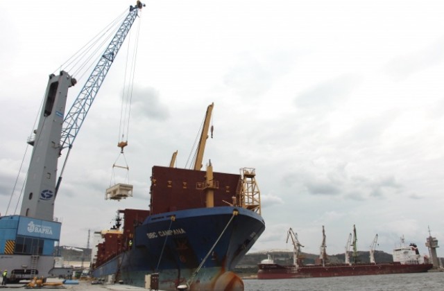 Пристанище Варна привлича нови транзитни товари