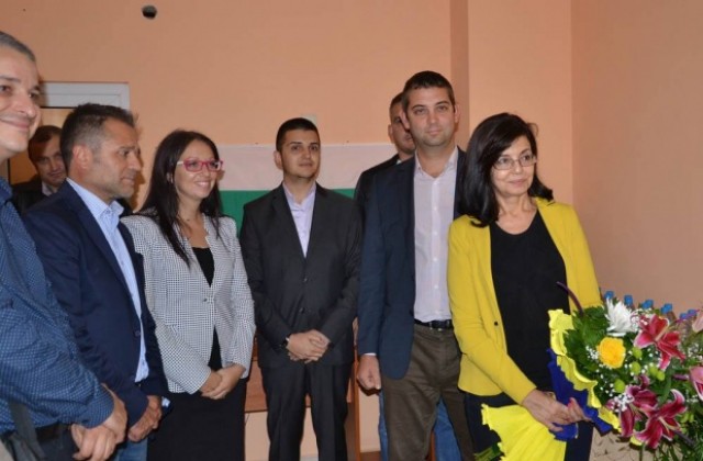 Реформаторите в Г. Оряховица откриха предизборния си щаб, Меглена Кунева пожела успех на кандидатите