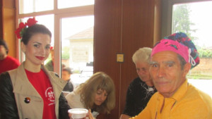 Малки и големи се надпяваха и надиграваха в Поликраище и