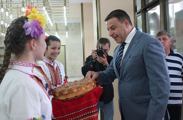 Честит първи учебен ден!