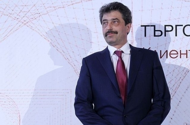 Цветан Василев остава без завода си в Сърбия