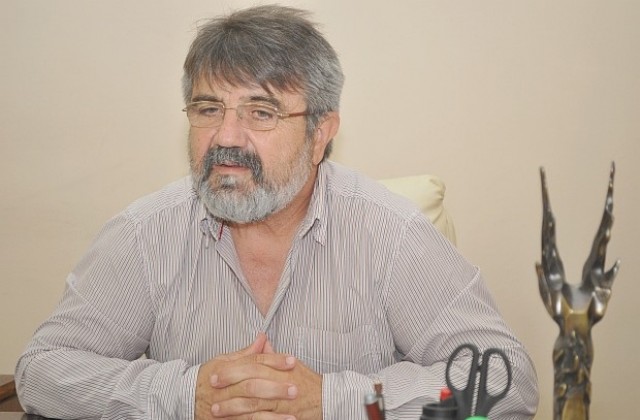 За половин година театърът събрал приходи, колкото за цялата 2014-та