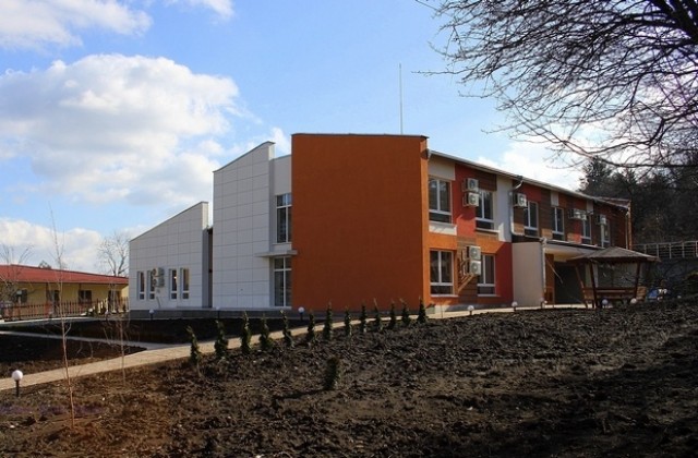 Във В. Търново откриват новите центрове за настаняване от семеен тип