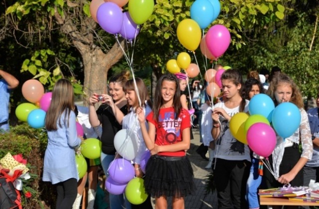 Слънчево време за първия учебен ден