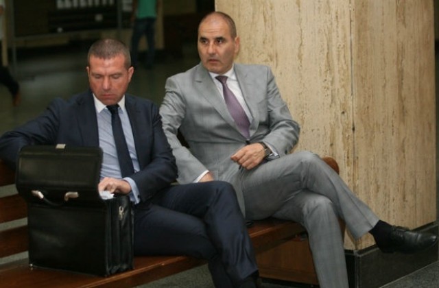 Съдът оправда Цветан Цветанов, отмени присъдата му за шестте „Не”