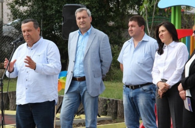 Откриха два центъра за социални услуги в Исперих