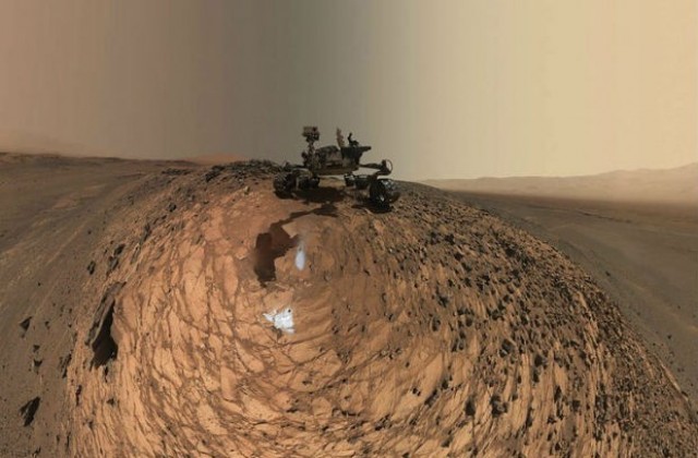 Нова антена улеснява връзката между марсоходите и Земята