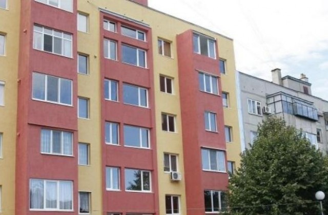 Утре започва безплатното саниране на първия блок в Севлиево