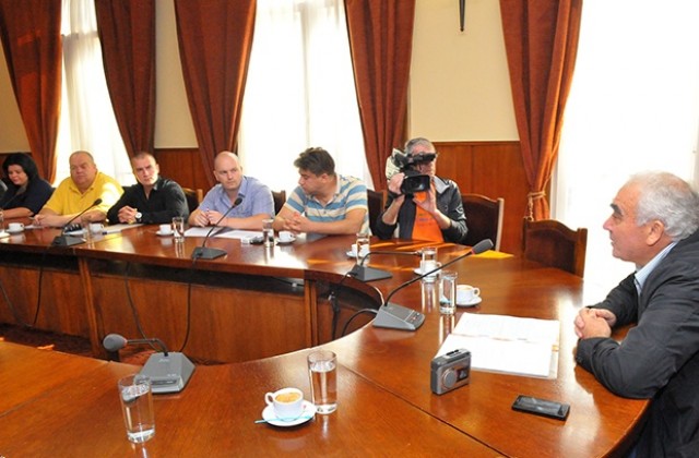 Партиите се разбраха за квотите в СИК във Враца