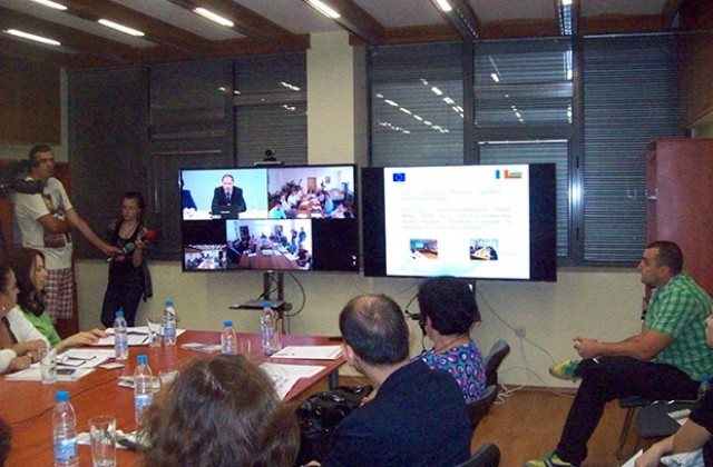 Нов център за видеоконференции заработи във Враца