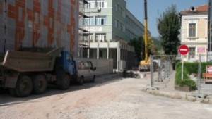 Отварят улицата пред ПМГ Добри Чинтулов в Сливен