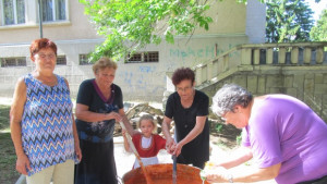 В Лясковец отново свариха най вкусната лютеница