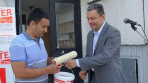 С валяк и кофа латекс кметът на Севлиево даде старт