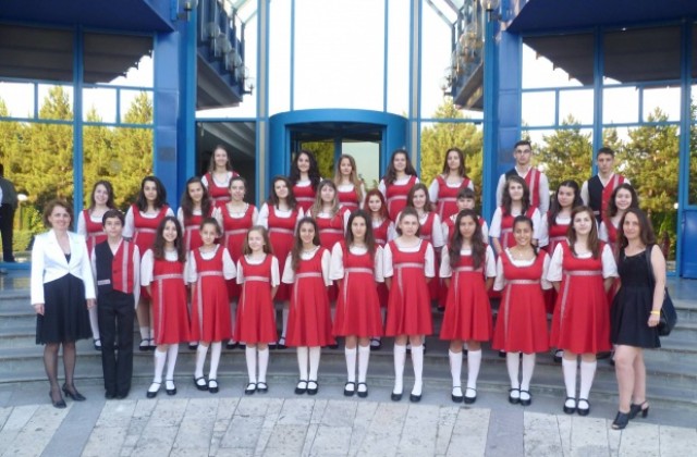 Детски хор „Дунавски вълни” ще участва в международен фестивал в Гърция