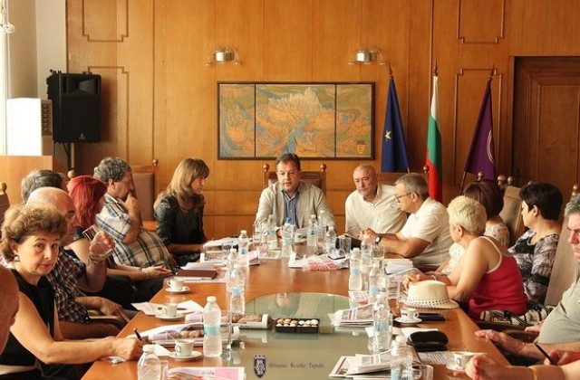 Директори на училища благодариха на кмета Даниел Панов за добрите резултати