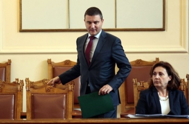 Горанов защити идеята за нов данък от 2%