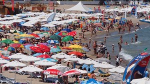 20 отлив на чуждестранни туристи в България през този летен