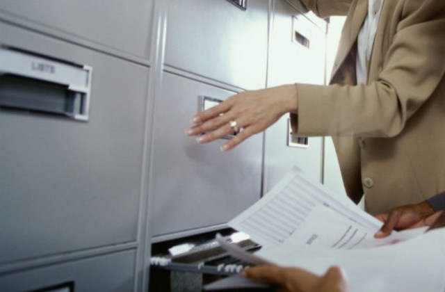 Японска компания предлага „кутия”, която може да се използва като кабинет