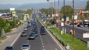 Пътна полиция Шофьорите да планират за да пътуват спокойно