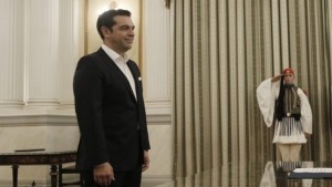 Ципрас създава министерство за изпълнение на договореното с кредиторите