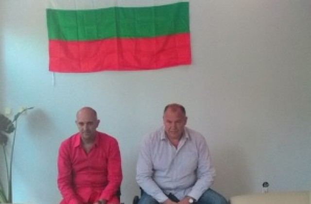 Местната коалиция „Работим за Сливен“ нареди челото на листата си чрез жребий
