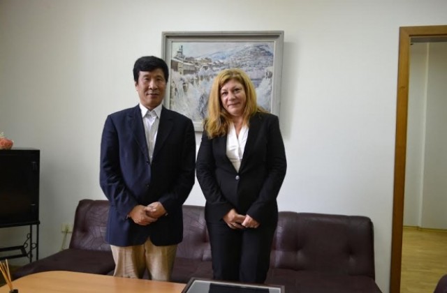 Велико Търново чества Китайската Нова година през февруари 2016 г.