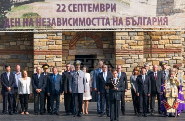 Цачева: Независимостта в съвременния свят е насочена към гарантиране на националните ни интереси