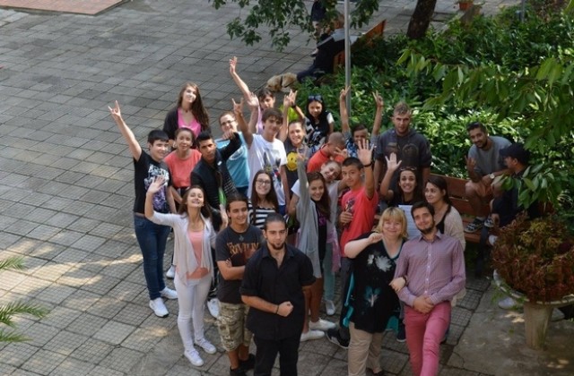 Есенен лагер с участие на боляровски младежи