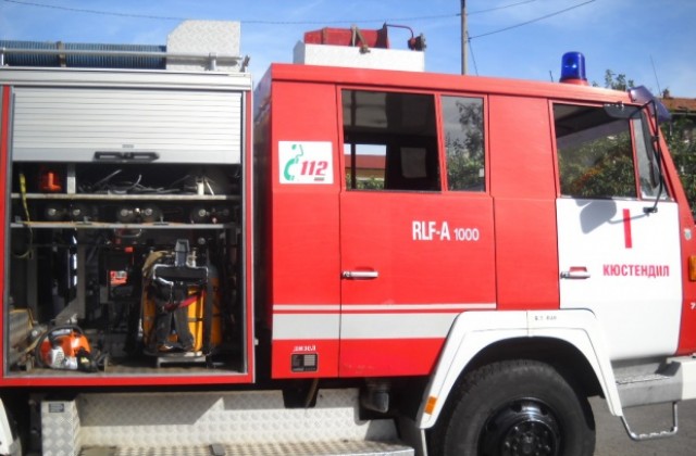 8 пожара през уикенда в областта