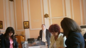 Разпределиха чрез жребий номерата в интегралната бюлетина