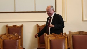 Танев Ще увеличим учителските заплати но не знаем кога