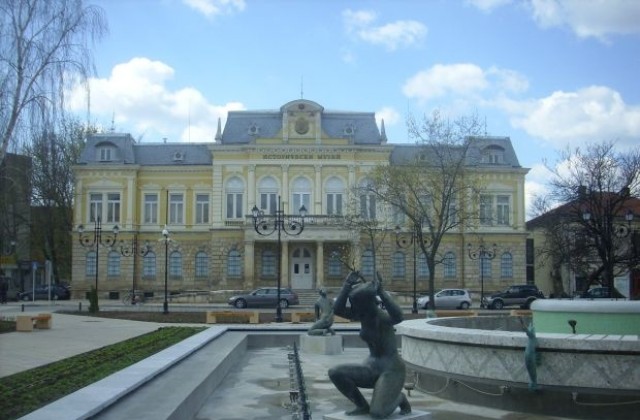 Специалисти от музея на конференция в БАН