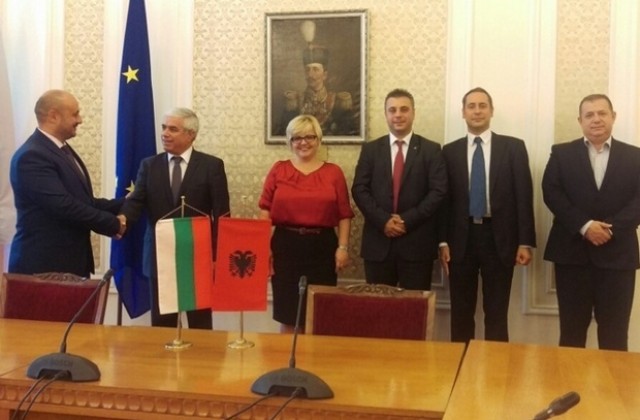 Патриотите питат албанския посланик за българското малцинство