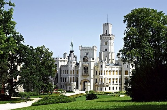 Приказен разкош: Най-посещаваните замъци в Европа (СНИМКИ)
