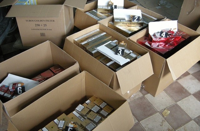 Спецакция в складова база във Враца