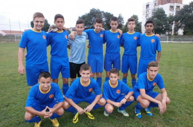 ЦСКА не даде шанс на Велбъжд в U15