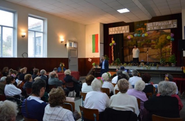 Нова стратегия за финансиране на читалищата предложи Валентин Ламбев