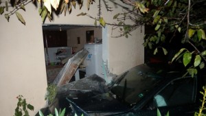 Майка на три деца преживя ужаса да види автомобил в