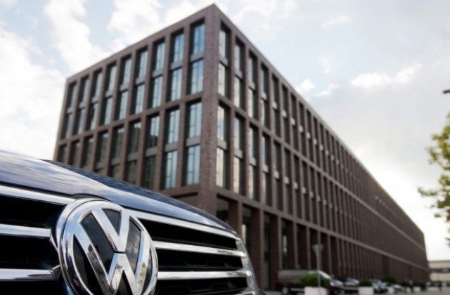 Фолксваген призна за 1.8 млн. коли с мамещ софтуер